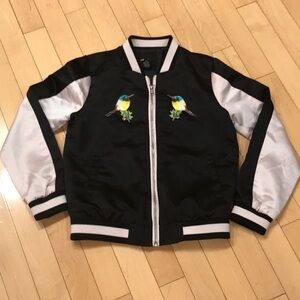 Preowned FOREVER 21 girls silk like bomber jacket with embroidered birds - 9/10